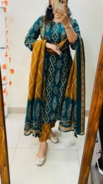 PC0636 - Image 2