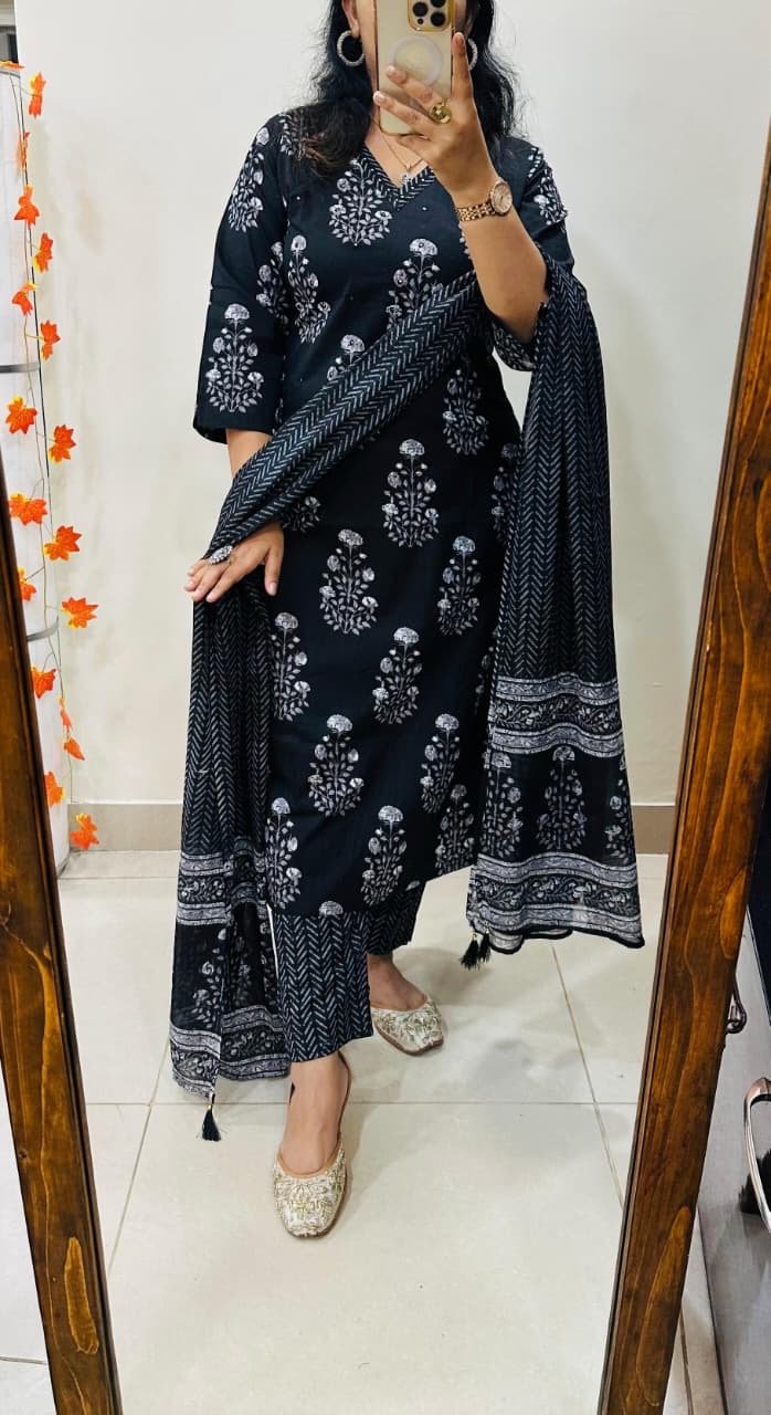 749dd14e-2615-4798-a82d-1f67425c12dd PC0694 - Image 1